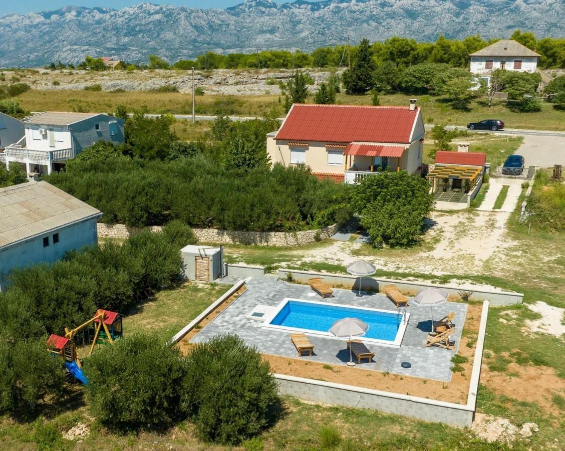 Family Friendly Apartments With A Swimming Pool Rtina - Stosici, Zadar - 21450 Eksteriør billede